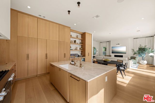 4508 Vesper Avenue, Sherman Oaks, CA 91403