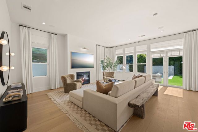 4508 Vesper Avenue, Sherman Oaks, CA 91403
