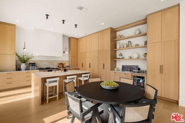 4508 Vesper Avenue, Sherman Oaks, CA 91403