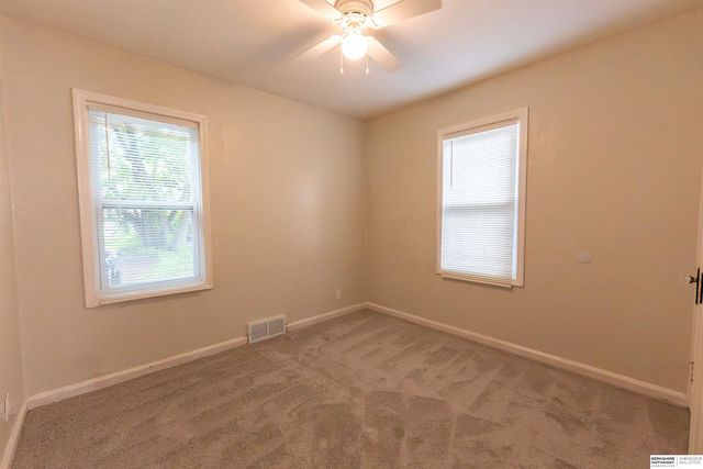 3931 N 37TH Street, Omaha, NE 68111