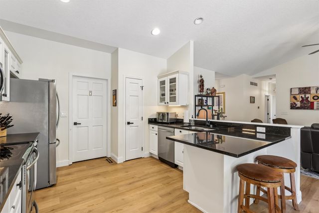910 NE 45th Street, Ankeny, IA 50021