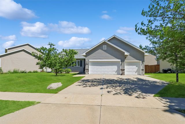 910 NE 45th Street, Ankeny, IA 50021