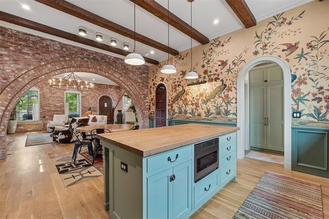 1900 Oso Avenue, Oklahoma City, OK 73108