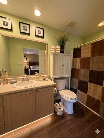 511 Parkview Drive, Pleasant Hills, PA 15236