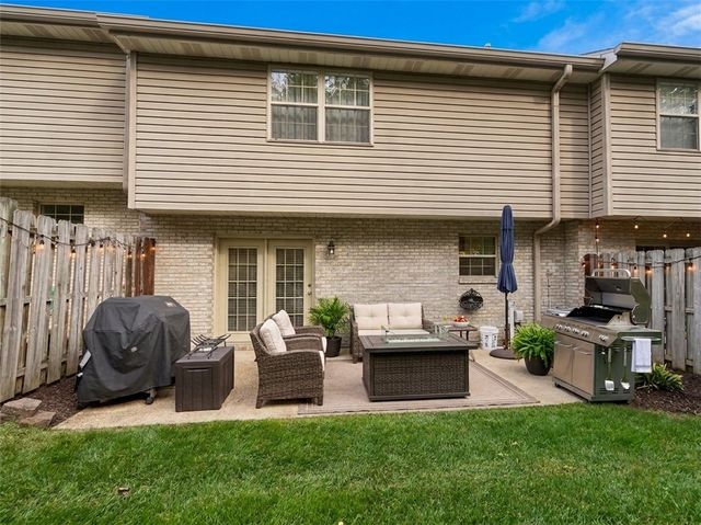 511 Parkview Drive, Pleasant Hills, PA 15236