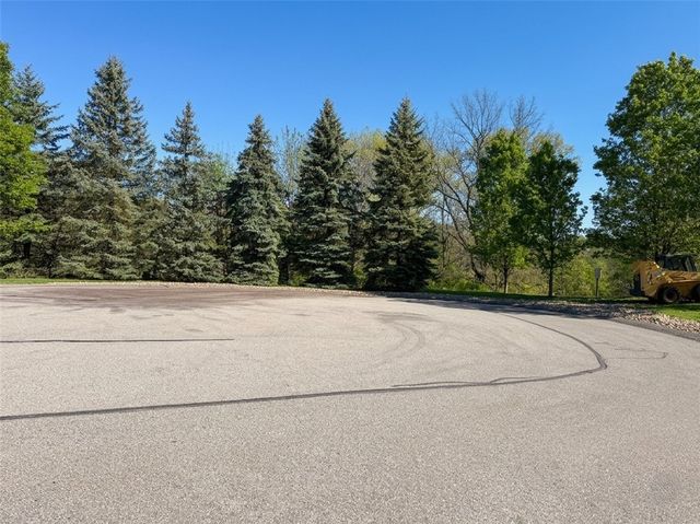 511 Parkview Drive, Pleasant Hills, PA 15236