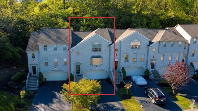 511 Parkview Drive, Pleasant Hills, PA 15236