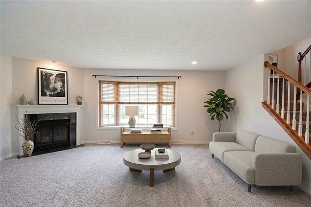 511 Parkview Drive, Pleasant Hills, PA 15236