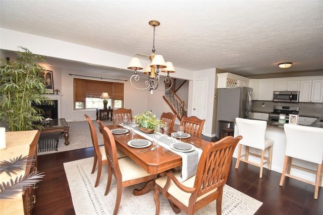 511 Parkview Drive, Pleasant Hills, PA 15236