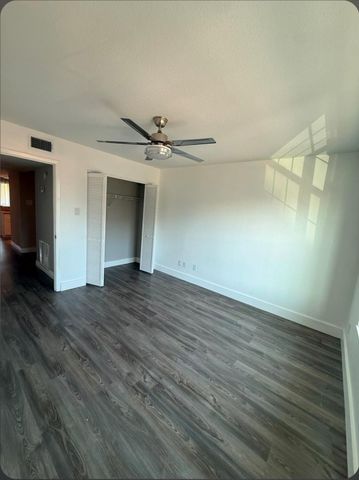 4444 Victory Drive 1106, Houston, TX 77088