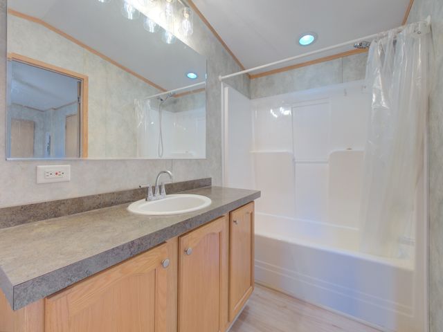 932 Long Cove Road TRLR 4, Ledyard, CT 06335