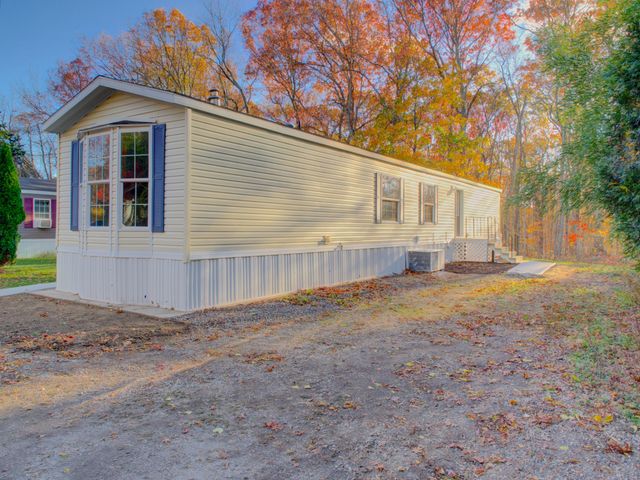 932 Long Cove Road TRLR 4, Ledyard, CT 06335