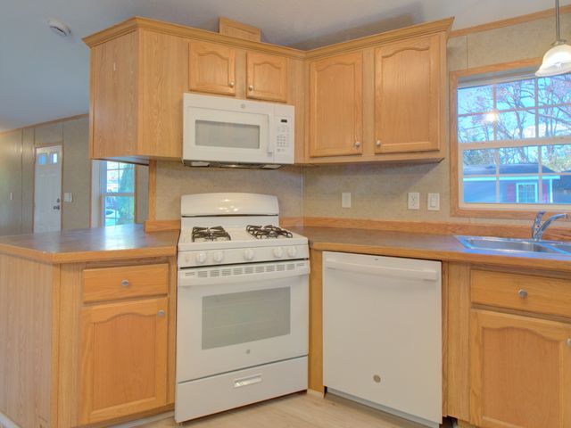 932 Long Cove Road TRLR 4, Ledyard, CT 06335