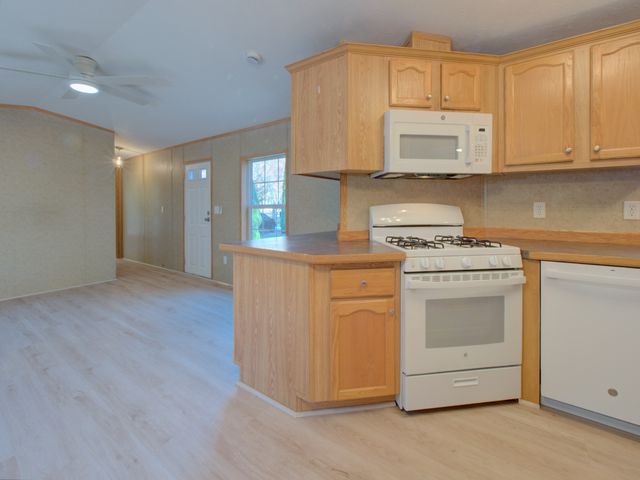 932 Long Cove Road TRLR 4, Ledyard, CT 06335