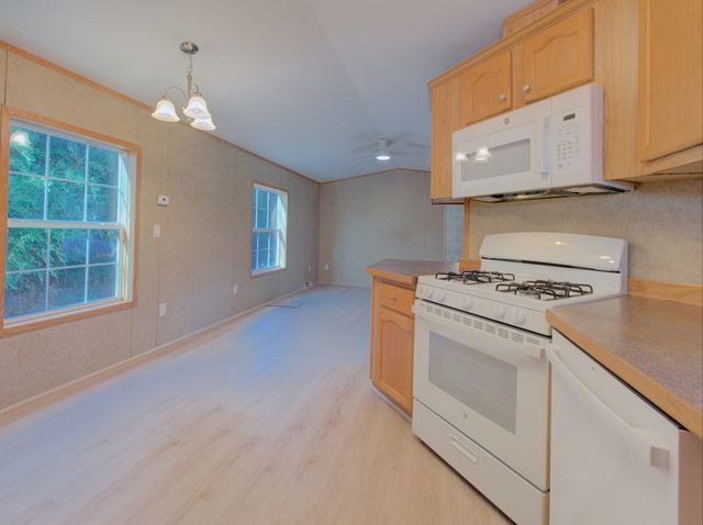 932 Long Cove Road TRLR 4, Ledyard, CT 06335