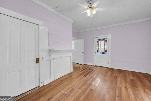 5270 Gainesville Street, Flowery Branch, GA 30542