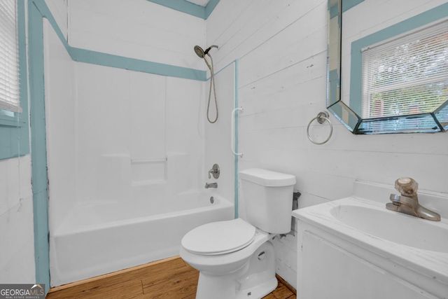 5270 Gainesville Street, Flowery Branch, GA 30542
