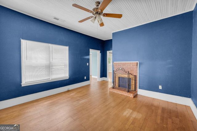 5270 Gainesville Street, Flowery Branch, GA 30542