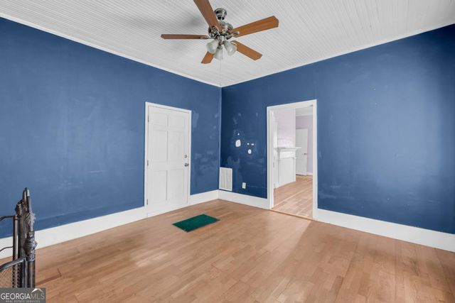 5270 Gainesville Street, Flowery Branch, GA 30542