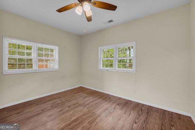 5270 Gainesville Street, Flowery Branch, GA 30542
