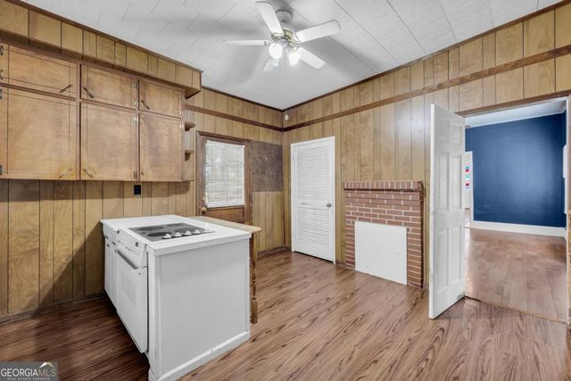 5270 Gainesville Street, Flowery Branch, GA 30542