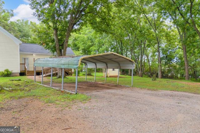 5270 Gainesville Street, Flowery Branch, GA 30542