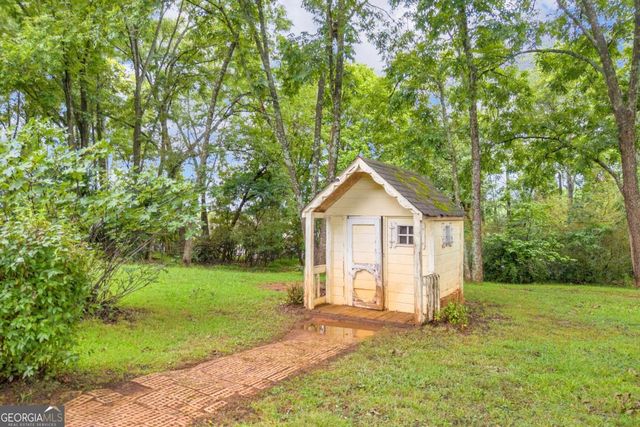 5270 Gainesville Street, Flowery Branch, GA 30542