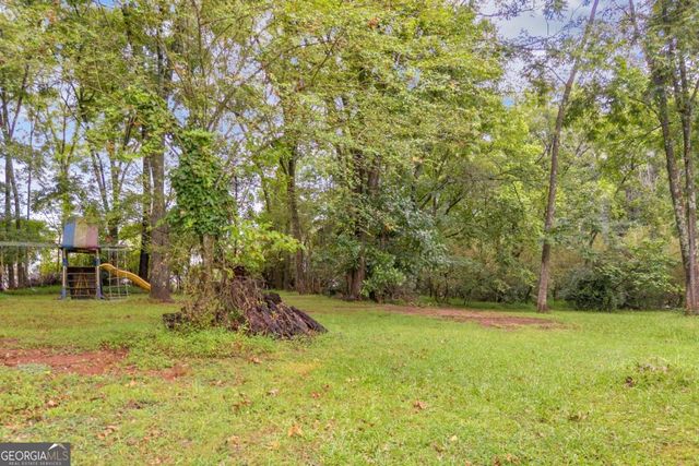 5270 Gainesville Street, Flowery Branch, GA 30542