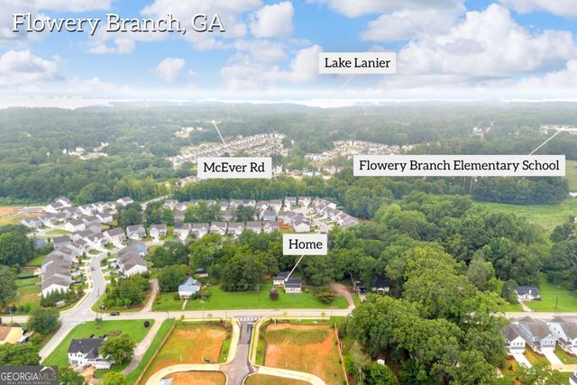 5270 Gainesville Street, Flowery Branch, GA 30542