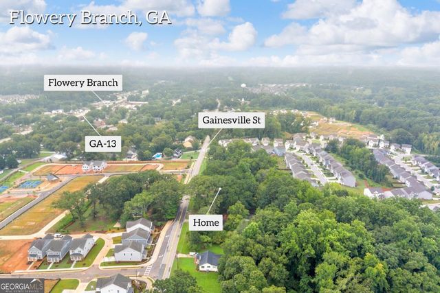 5270 Gainesville Street, Flowery Branch, GA 30542