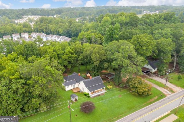 5270 Gainesville Street, Flowery Branch, GA 30542