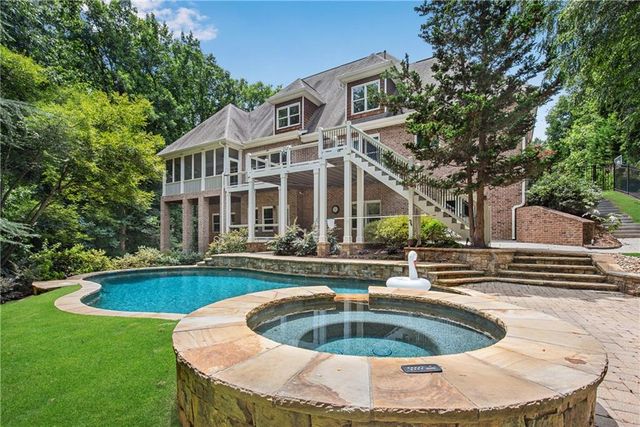 2140 Tee Drive, Braselton, GA 30517