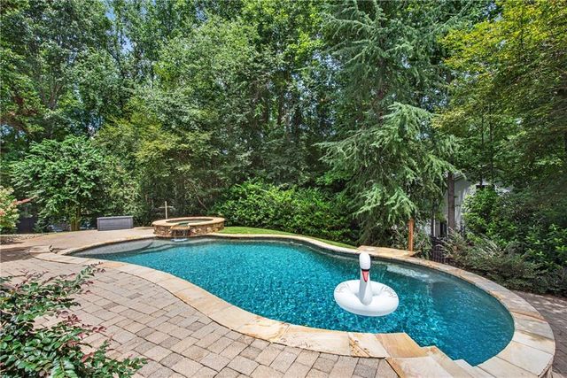 2140 Tee Drive, Braselton, GA 30517