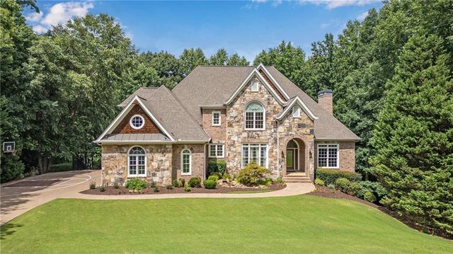 2140 Tee Drive, Braselton, GA 30517