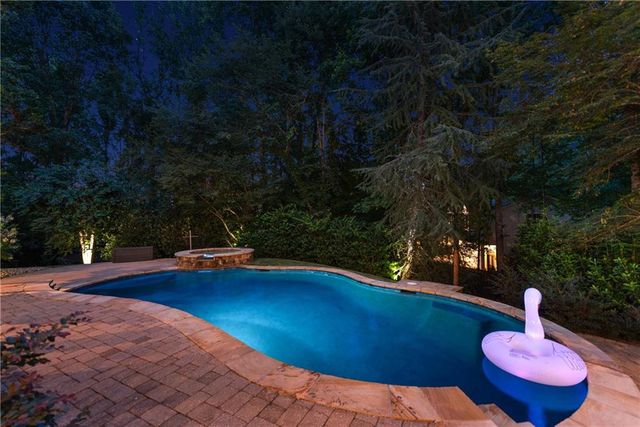 2140 Tee Drive, Braselton, GA 30517