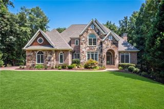 2140 Tee Drive, Braselton, GA 30517