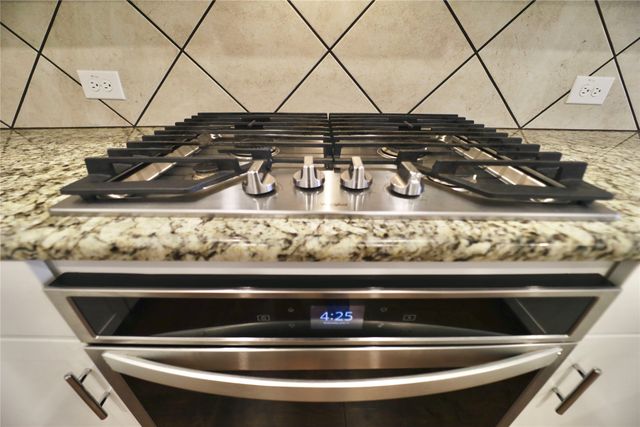 325 Baker Drive, Plano, TX 75074