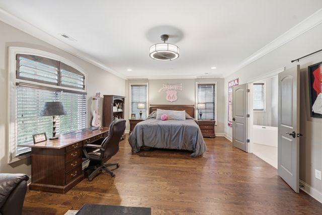116 Brookfield Ave, Nashville, TN 37205