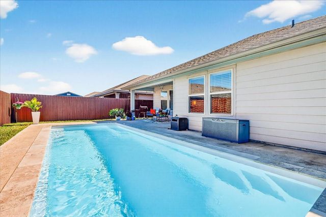 7826 Bullrider Drive, Corpus Christi, TX 78414