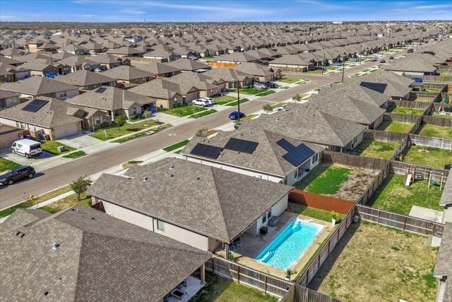 7826 Bullrider Drive, Corpus Christi, TX 78414