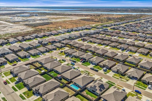 7826 Bullrider Drive, Corpus Christi, TX 78414