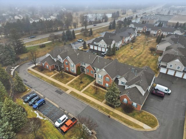 1985 Monarch Drive, Shelby Twp, MI 48316