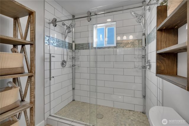 7413 166th Avenue E, Sumner, WA 98390