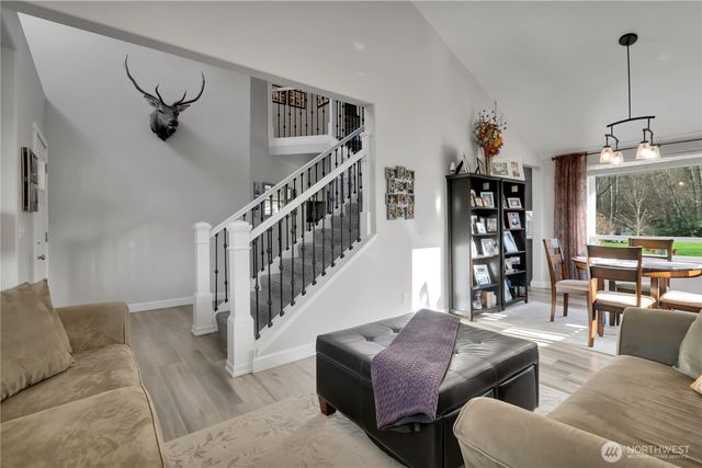 7413 166th Avenue E, Sumner, WA 98390