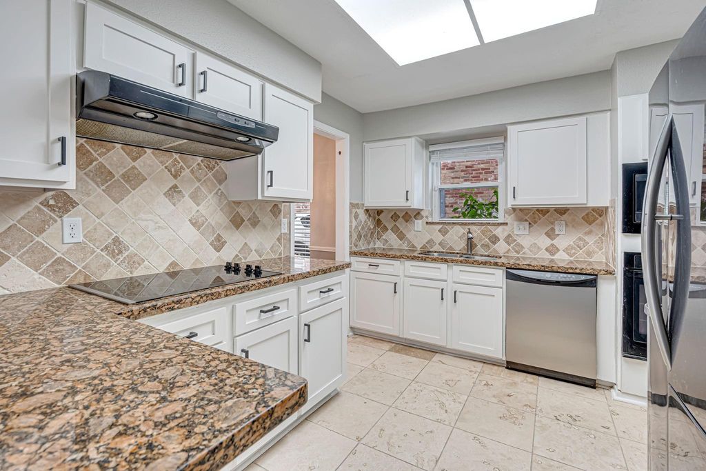 25518 Pepper Ridge Lane Lane, Spring, TX 77373