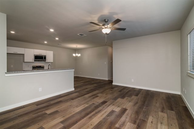 645 Fallow Drive, Venus, TX 76084