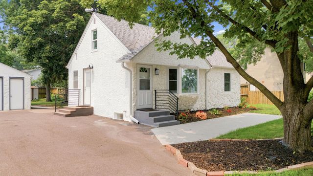 9000 Terrace Road NE, Blaine, MN 55434