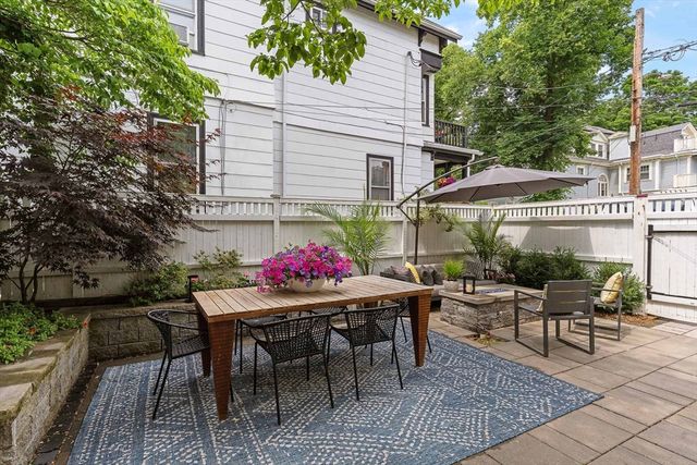 10 Brewer St, Boston, MA 02130