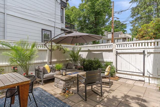10 Brewer St, Boston, MA 02130