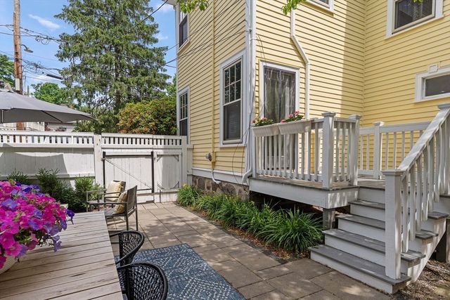 10 Brewer St, Boston, MA 02130